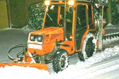 winterdienst-bei-nacht